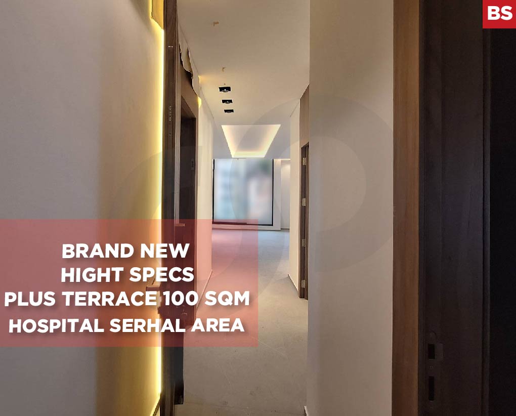 Apartment with Terrace in the Heart of ANTELIAS