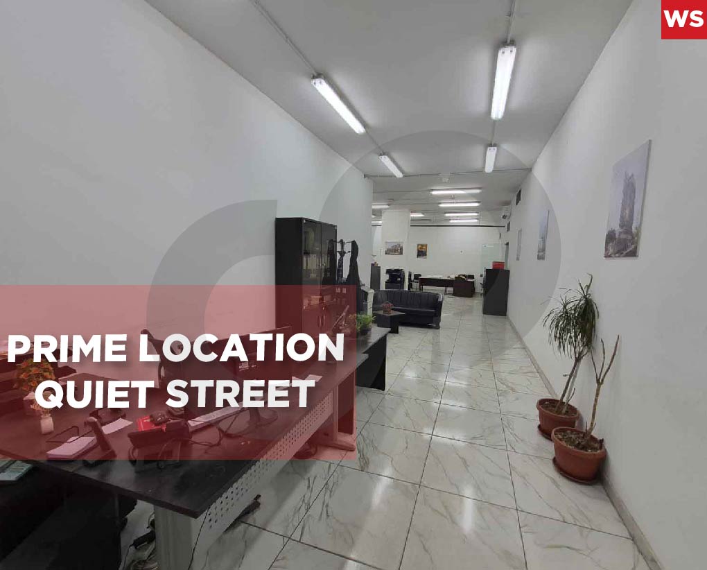 Spacious Warehouse, calm street, Ain Al Tineh