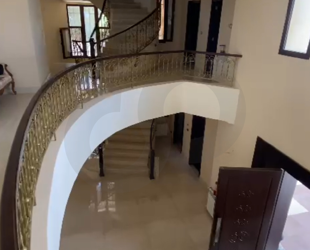 1834 sqm land- spacious foyer amyoun-koura — الصورة 2