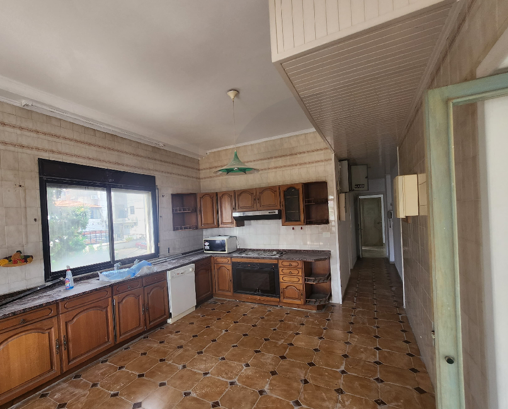 450 SQM apartment for sale in the heart of ADMA for 690$/sqm — الصورة 2
