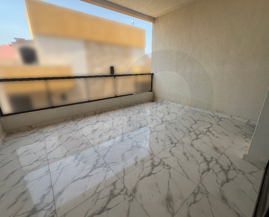 Brand new, modern finishing, prime location, close to main road/amenities. — الصورة 3