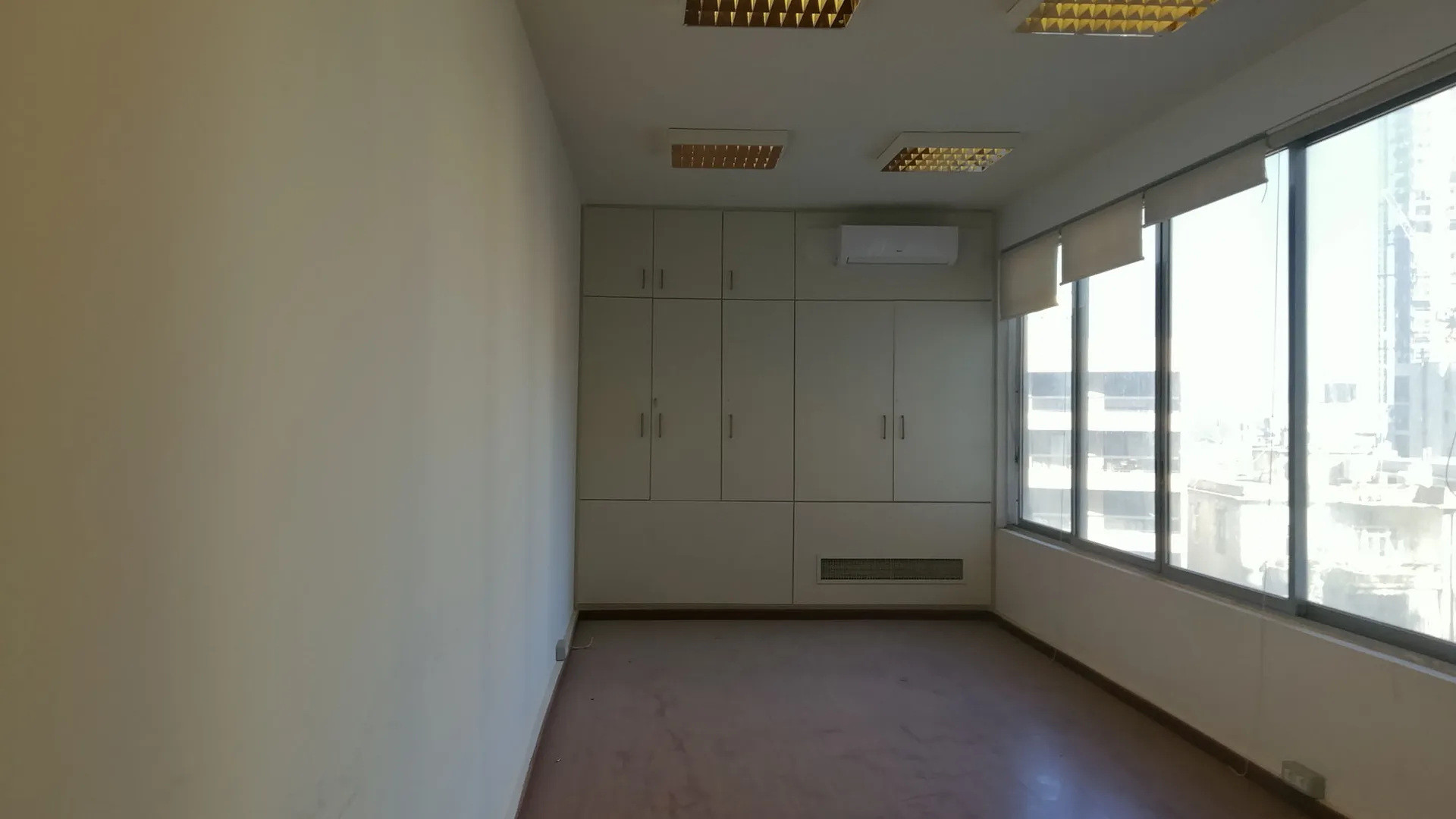 Office for rent in Achrafieh — photo 2
