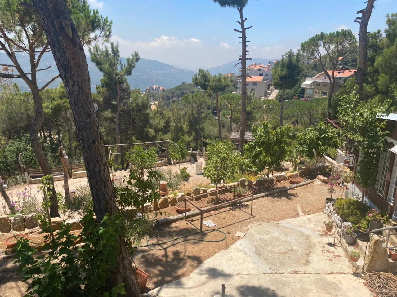 Land for Sale in Baabdat, Lebanon — الصورة 2