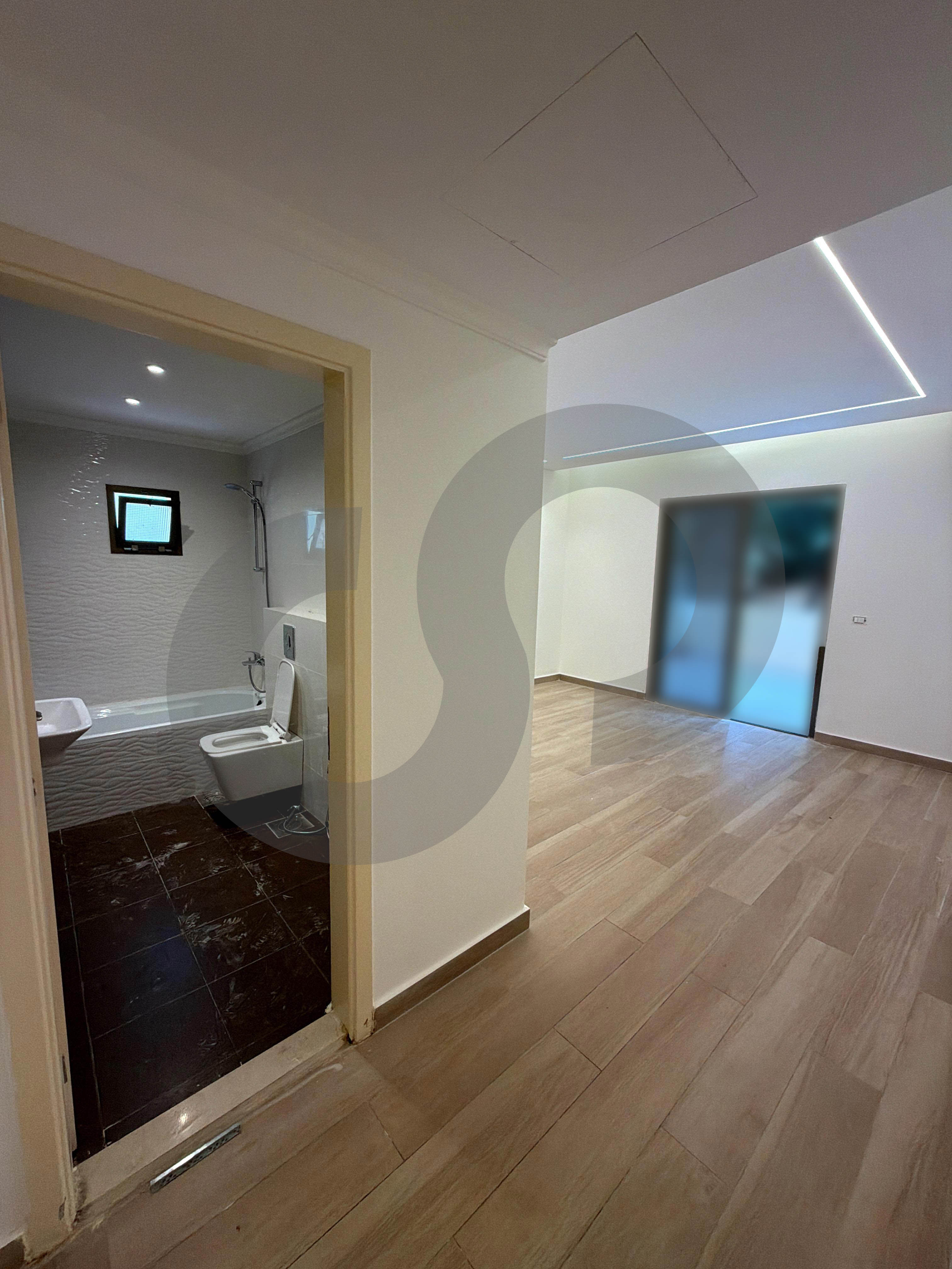 Fully decorated + 50m terrace apartment for sale new doha dohat el hoss — الصورة 3
