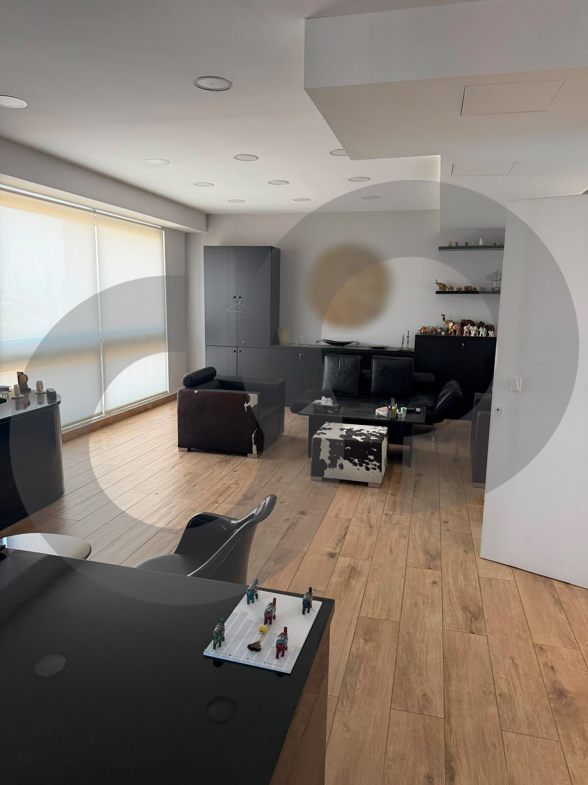 Office for Rent – Gemmayzeh,Beirut /PRIME LOCATION/concierge service 24/7 — الصورة 2