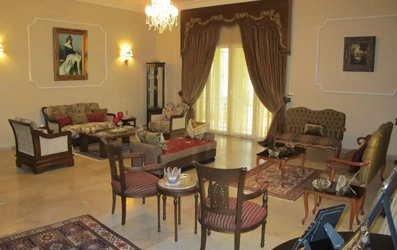 Villa for Sale in Aamchit, Lebanon — الصورة 4