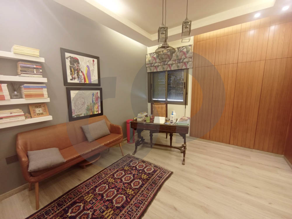 185 sqm apartment for sale in Furn El Chebback- Mountain View — الصورة 2