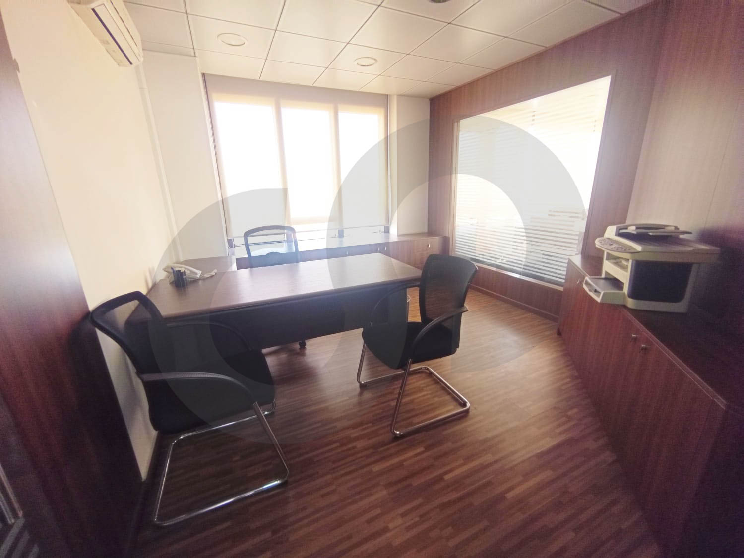 Office for sale/prime location/Main Road/Open View/FURN EL CHEBBAK-BAABDA — الصورة 2