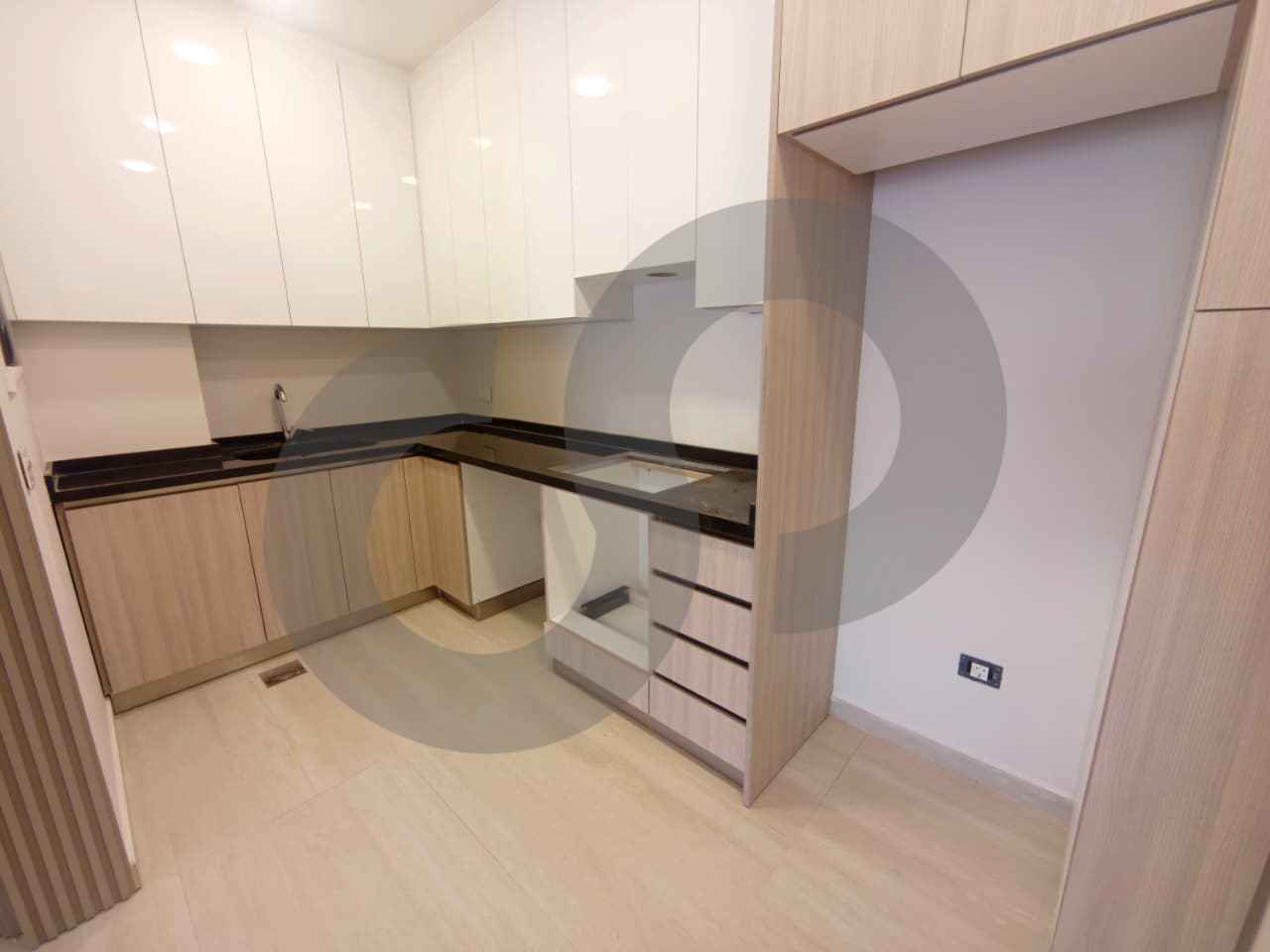 Fully Renovated and decorated/Furn El Chebbak,BAABDA / easy access — الصورة 2