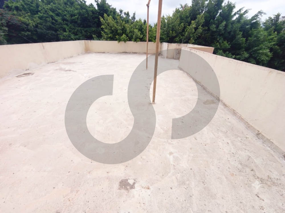 4 Bedrooms apartment with 2 Terraces for Sale in Ain El Remmaneh — الصورة 3