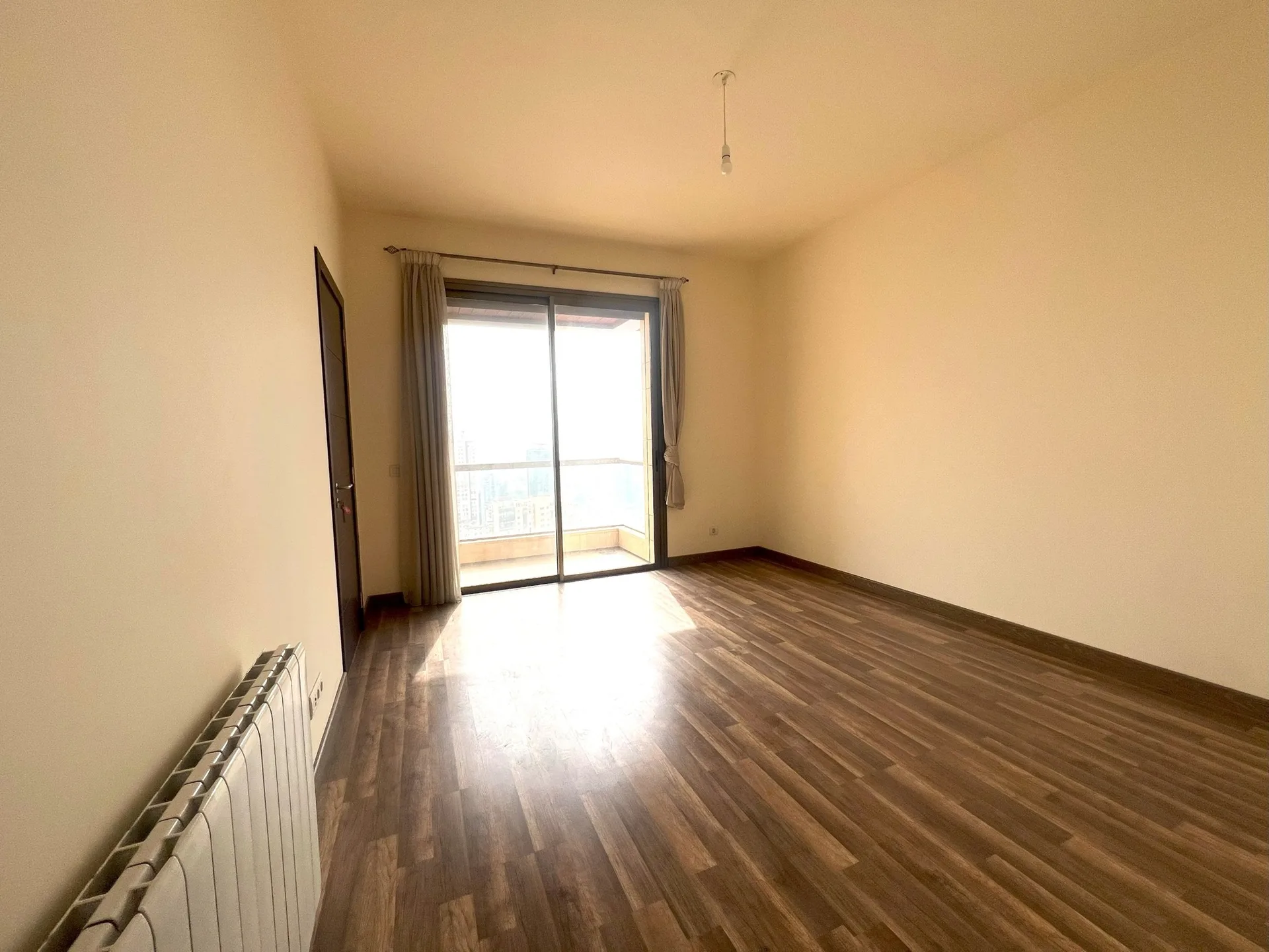 Apartment for Sale in Syoufi, Achrafieh, Beirut, Lebanon — الصورة 8