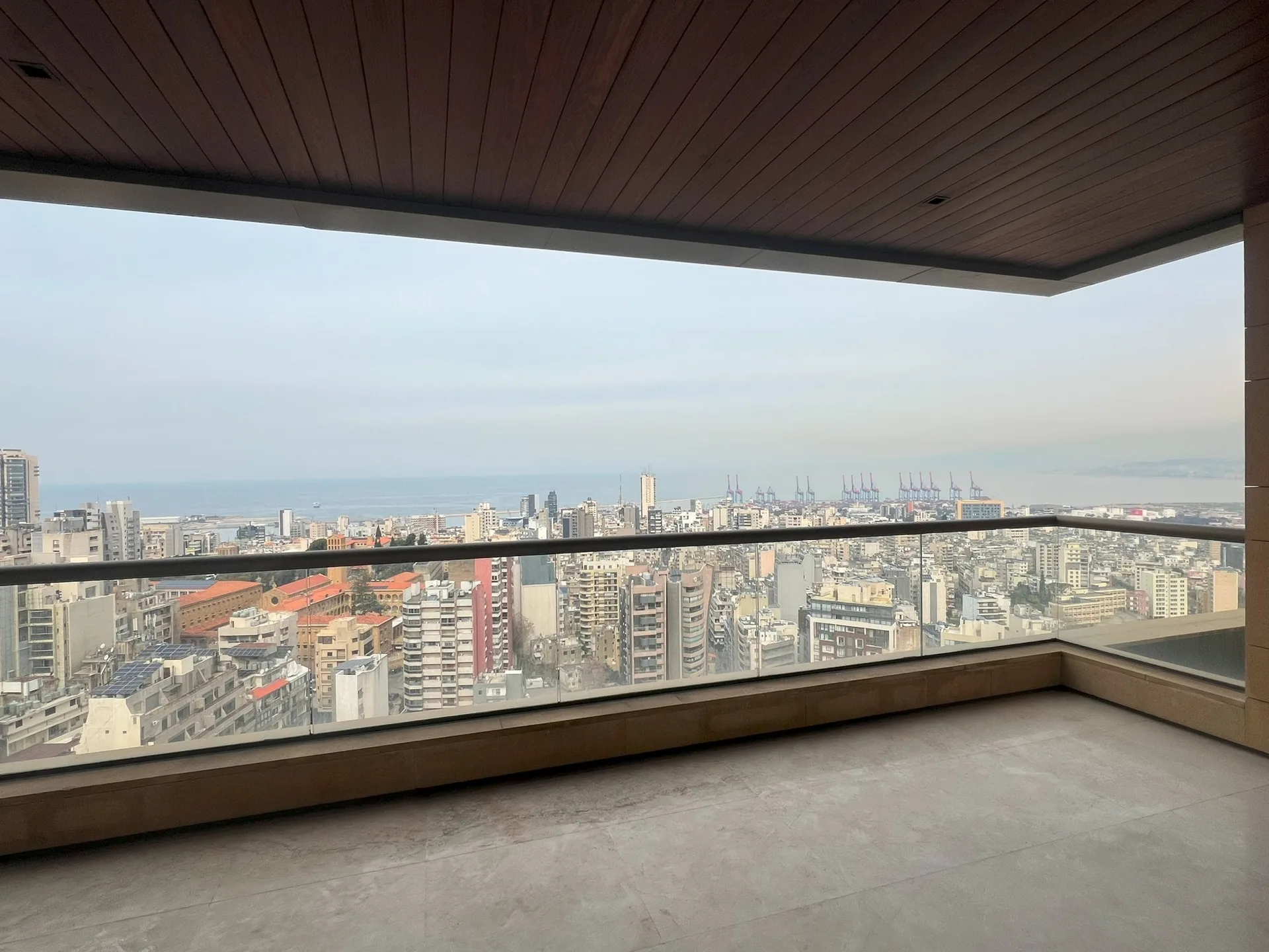Apartment for Sale in Syoufi, Achrafieh, Beirut, Lebanon — الصورة 2