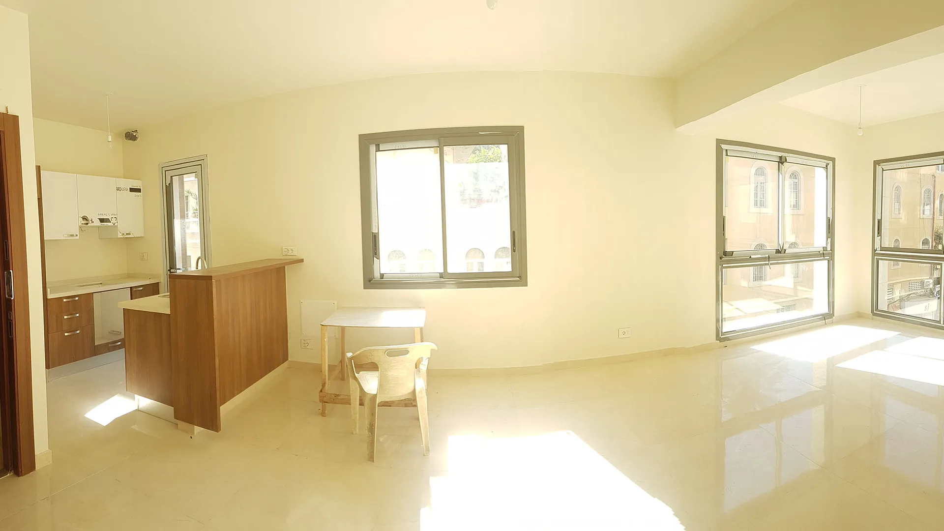 Apartment for Sale in Achrafieh, Beirut, Lebanon — الصورة 2