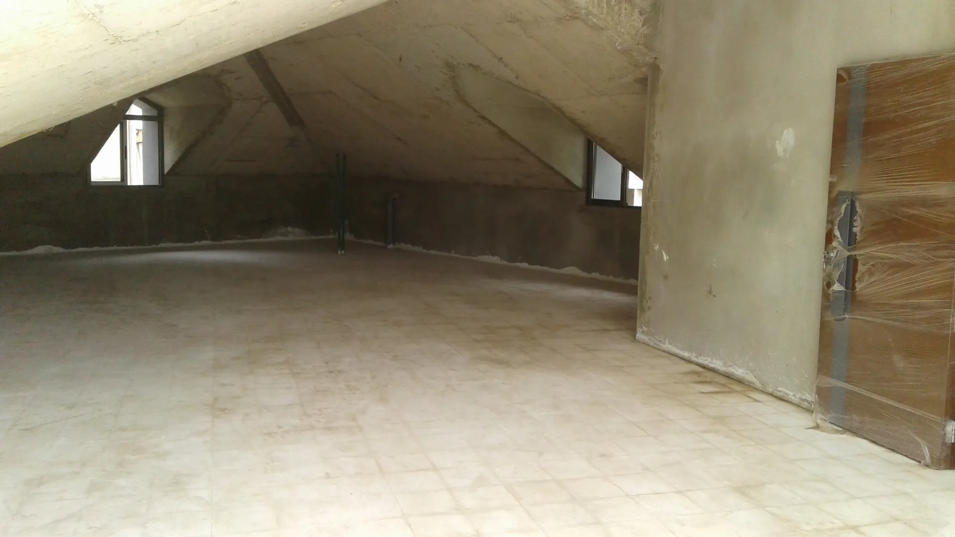 Duplex for Sale in Aaoukar, Lebanon — الصورة 8
