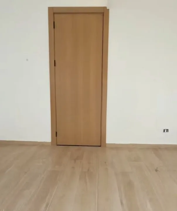 Apartment for Sale in Hazmieh — الصورة 5