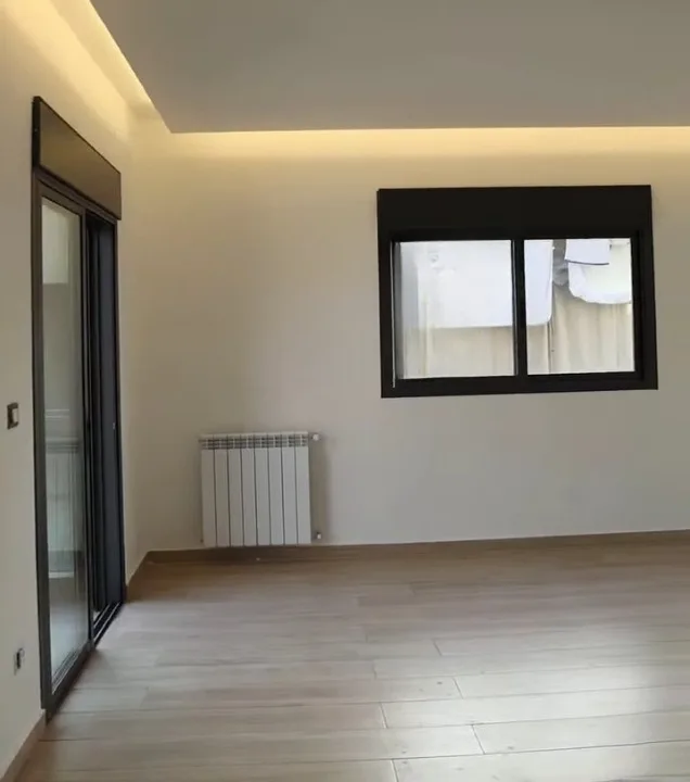 Apartment for Sale in Hazmieh — الصورة 3