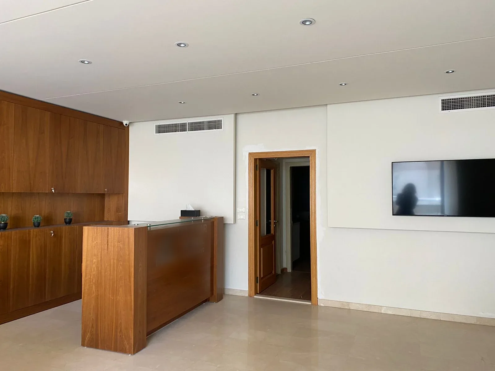 Office for rent in Achrafieh, Beirut, Lebanon — الصورة 4