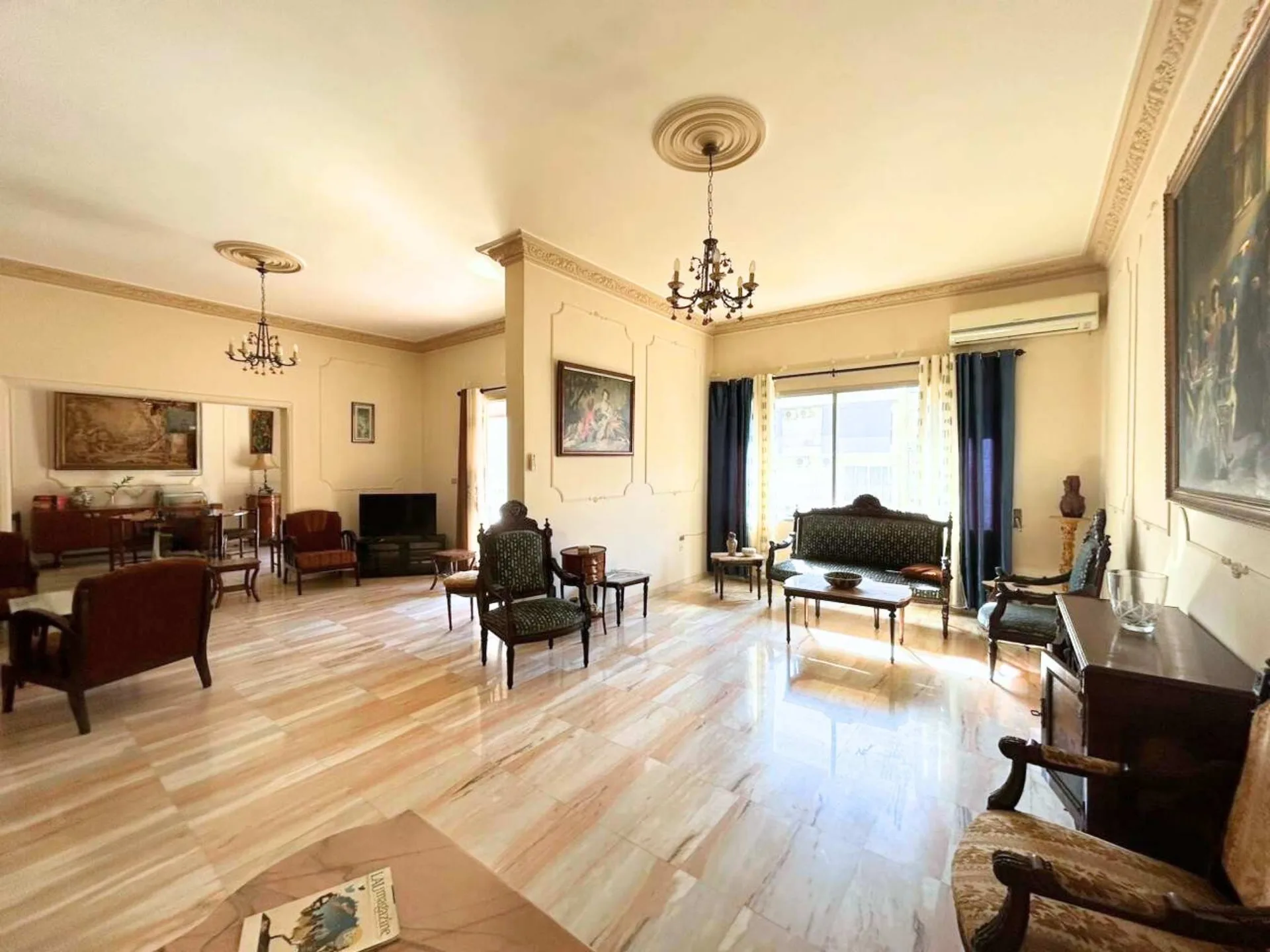 Apartment for sale in Sakiet El Janzeer, Bayrut, Lebanon — الصورة 2