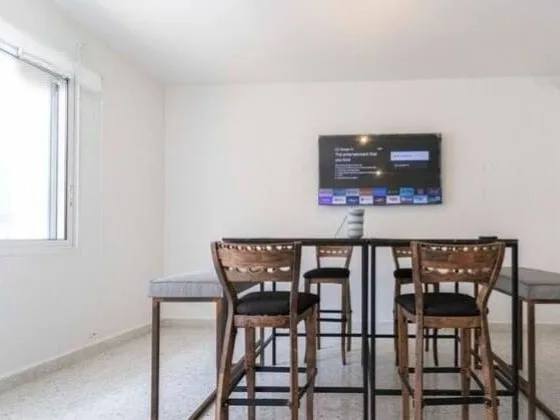 Apartment for Rent in Gemayzé — الصورة 3