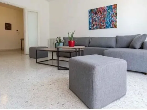 Apartment for Rent in Gemayzé — الصورة 4