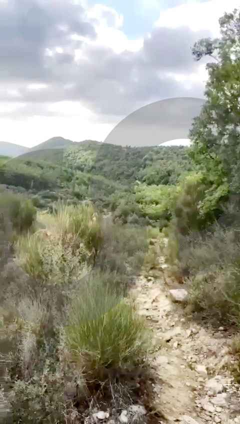 LAND/Easy access to water and electricity/ strategic location/MECHMECH,JBEIL — الصورة 2