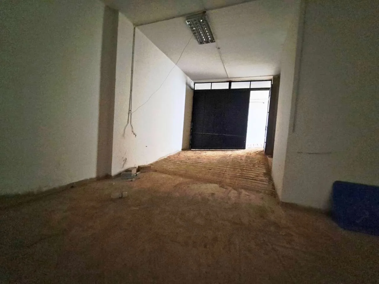 Warehouse for sale in Baouchriyeh — الصورة 3