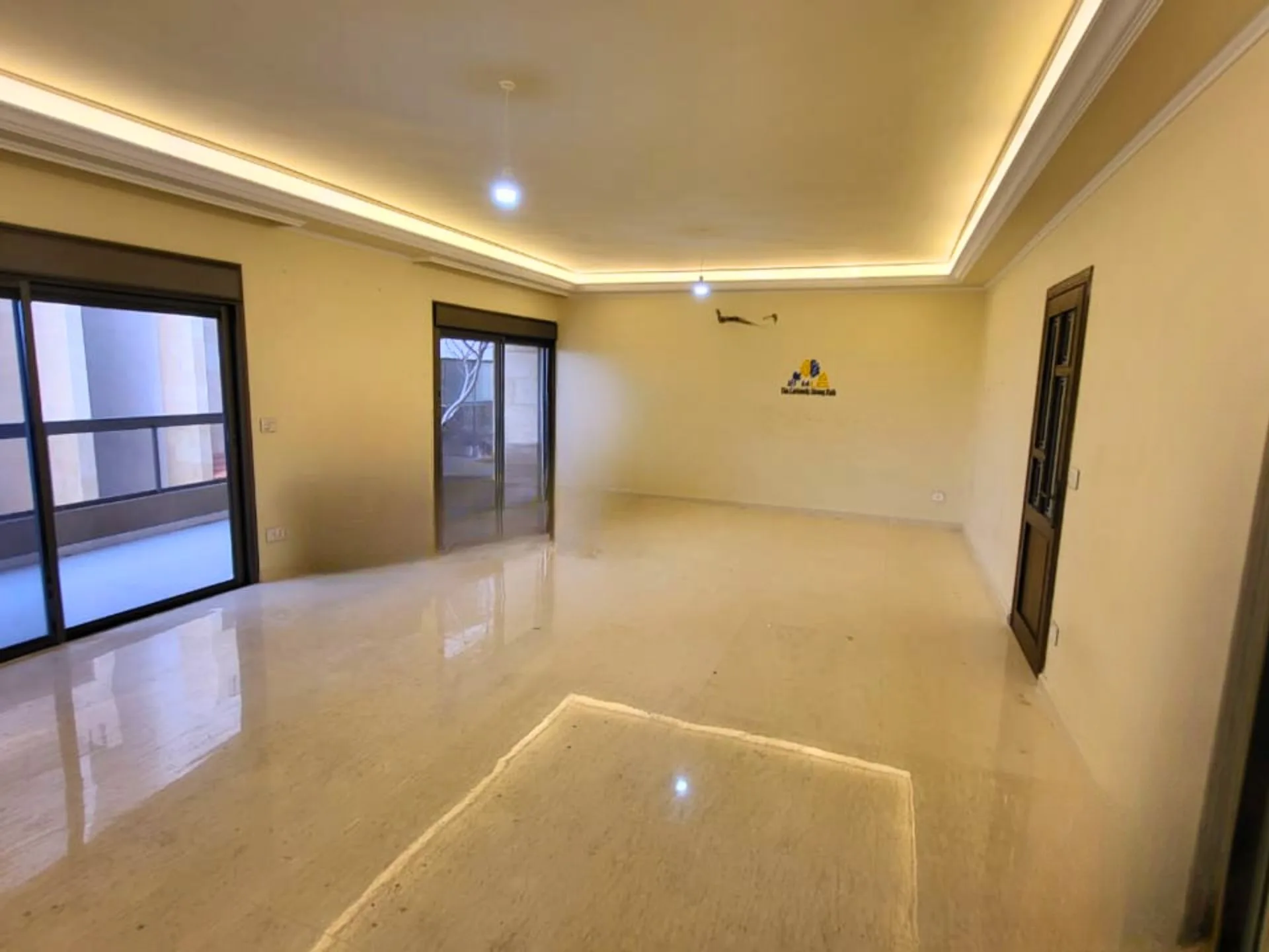 Apartment for Sale in Ghadir, Lebanon — الصورة 2