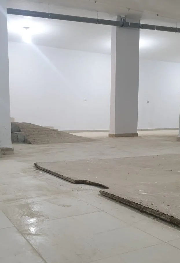 Prime Commercial Space for Rent or Sale in Jdeideh — الصورة 4