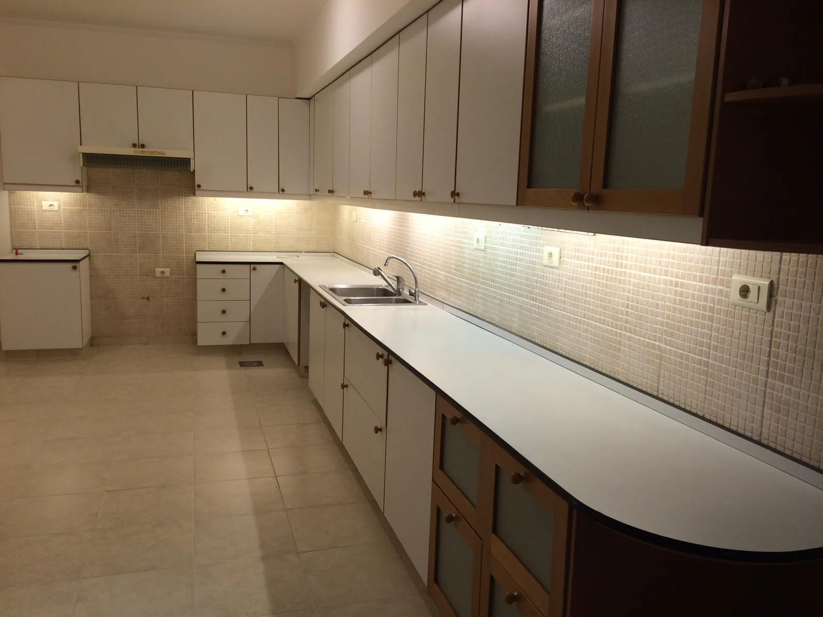 Apartment for Sale – Achrafieh — الصورة 4