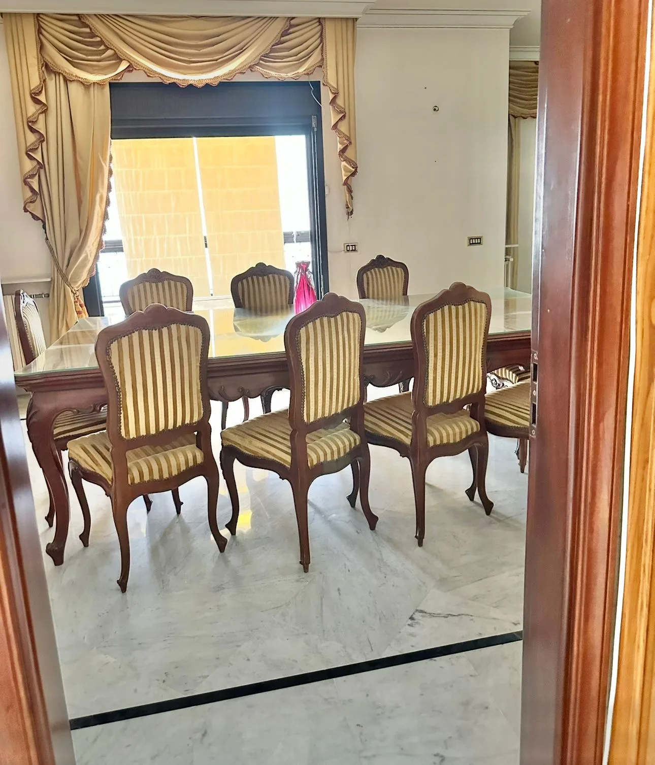 Furnished Apartment for Sale in Kornet Chehwan — الصورة 4