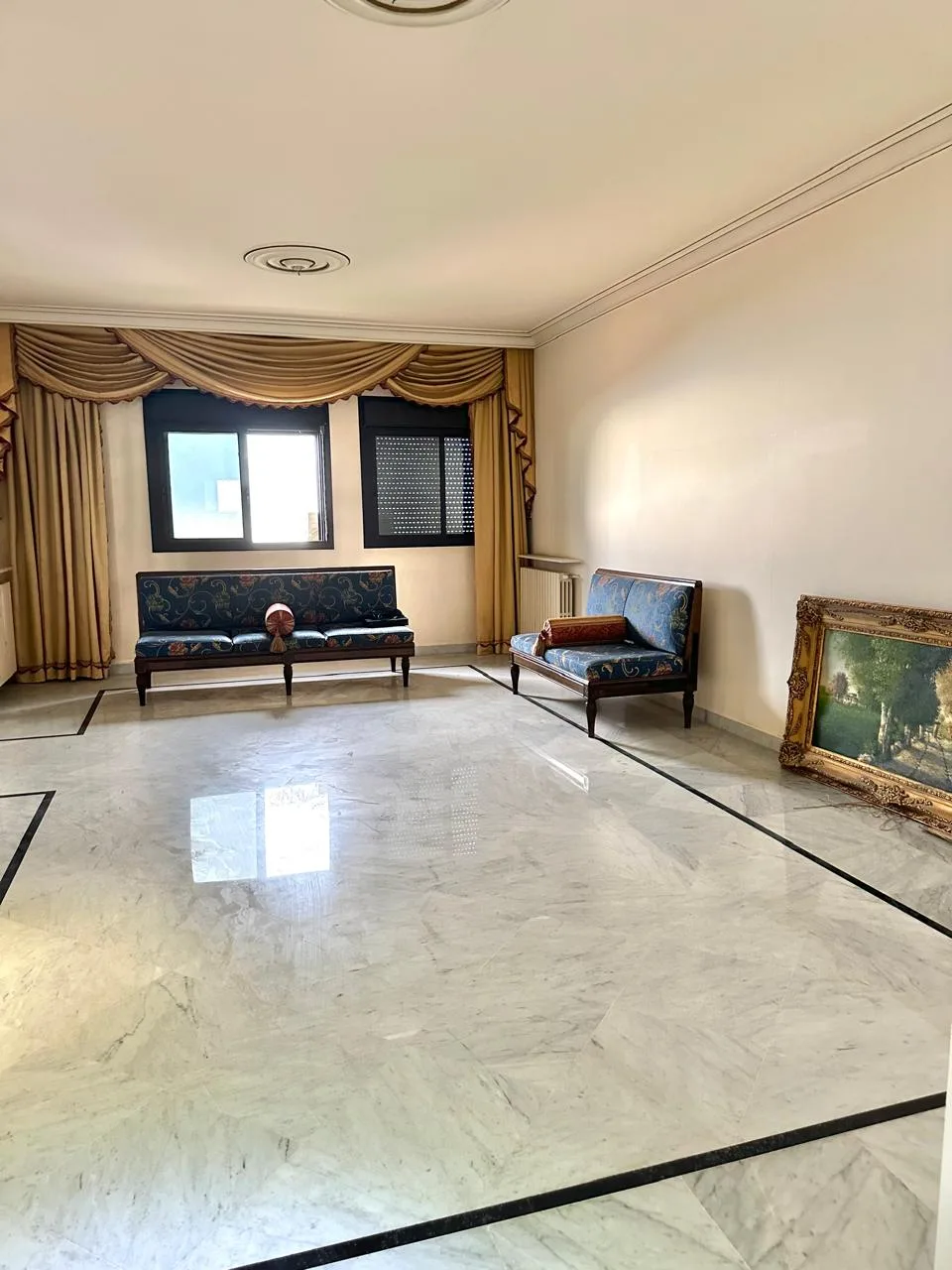 Furnished Apartment for Sale in Kornet Chehwan — الصورة 5