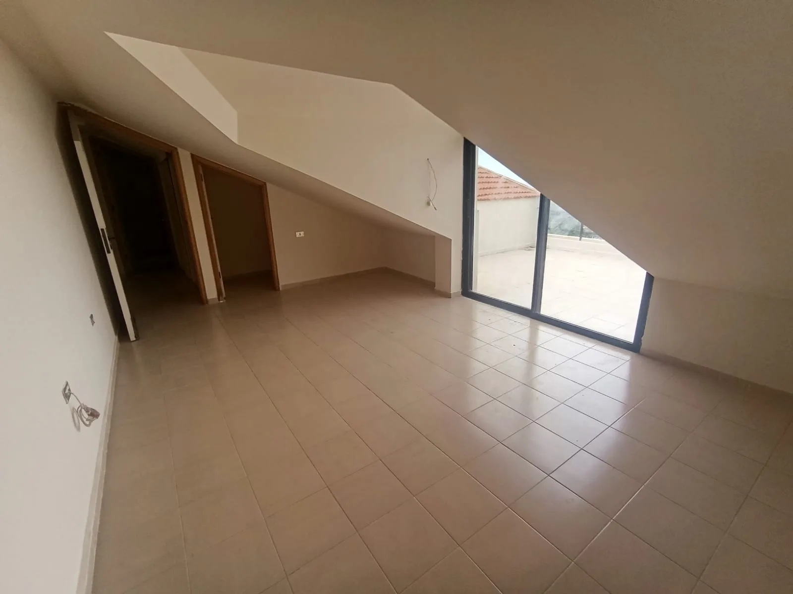 Rooftop for Rent – Beit Mery — الصورة 4