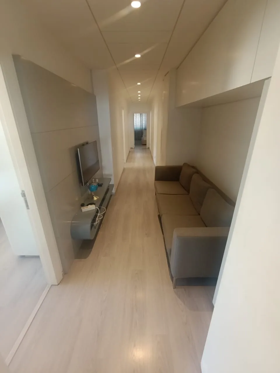 Furnished Apartment for Rent in Jouret El Ballout — الصورة 4