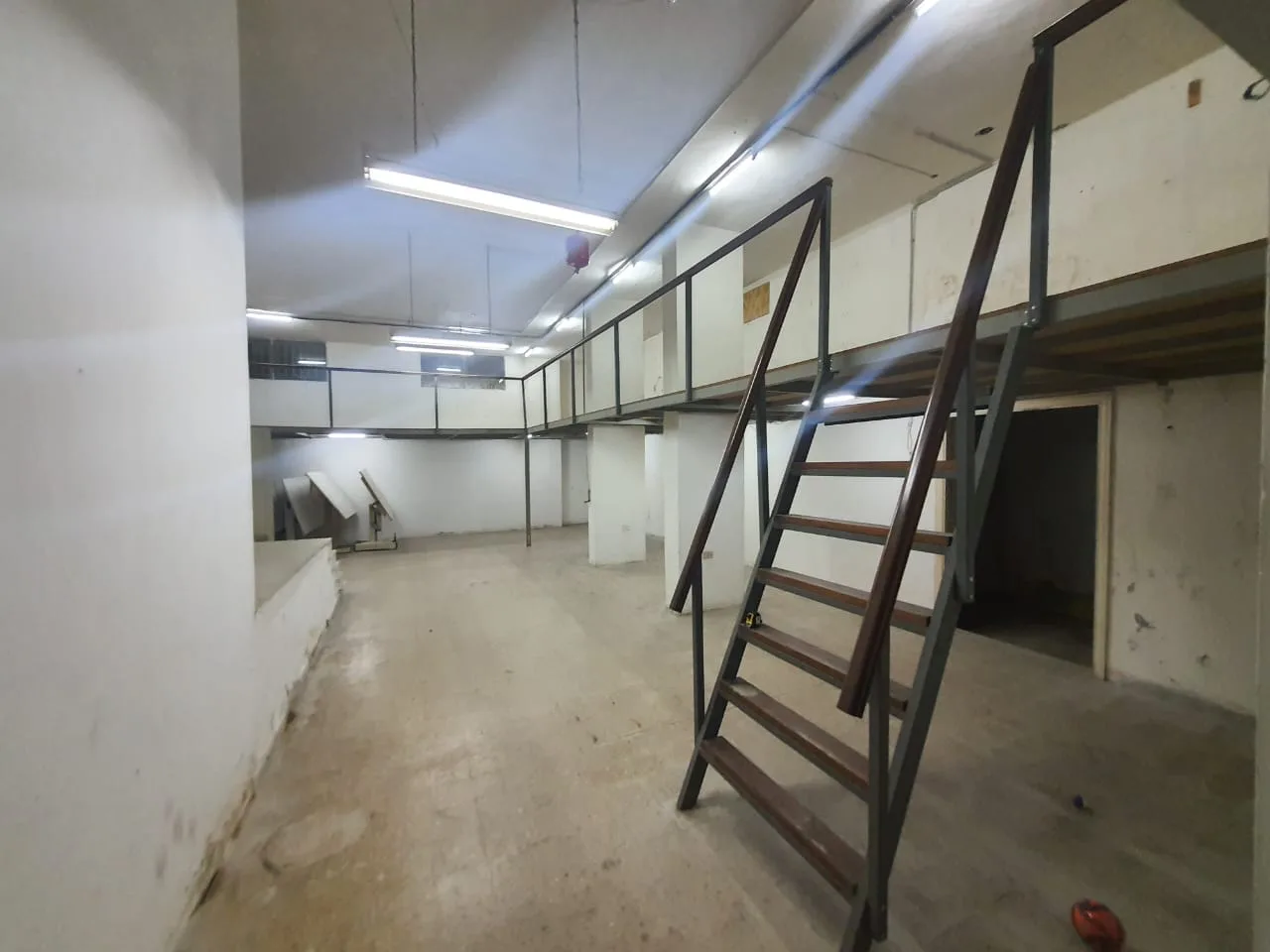 Warehouse for Rent – Mansourieh — الصورة 4