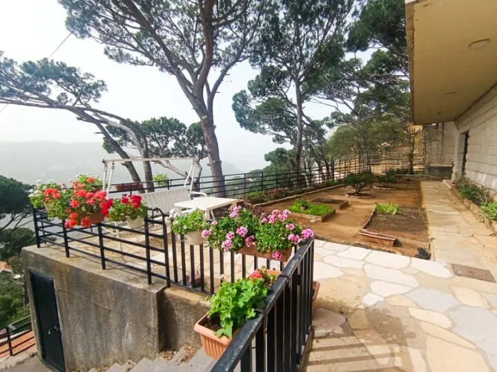 Villa for Sale in Broumana