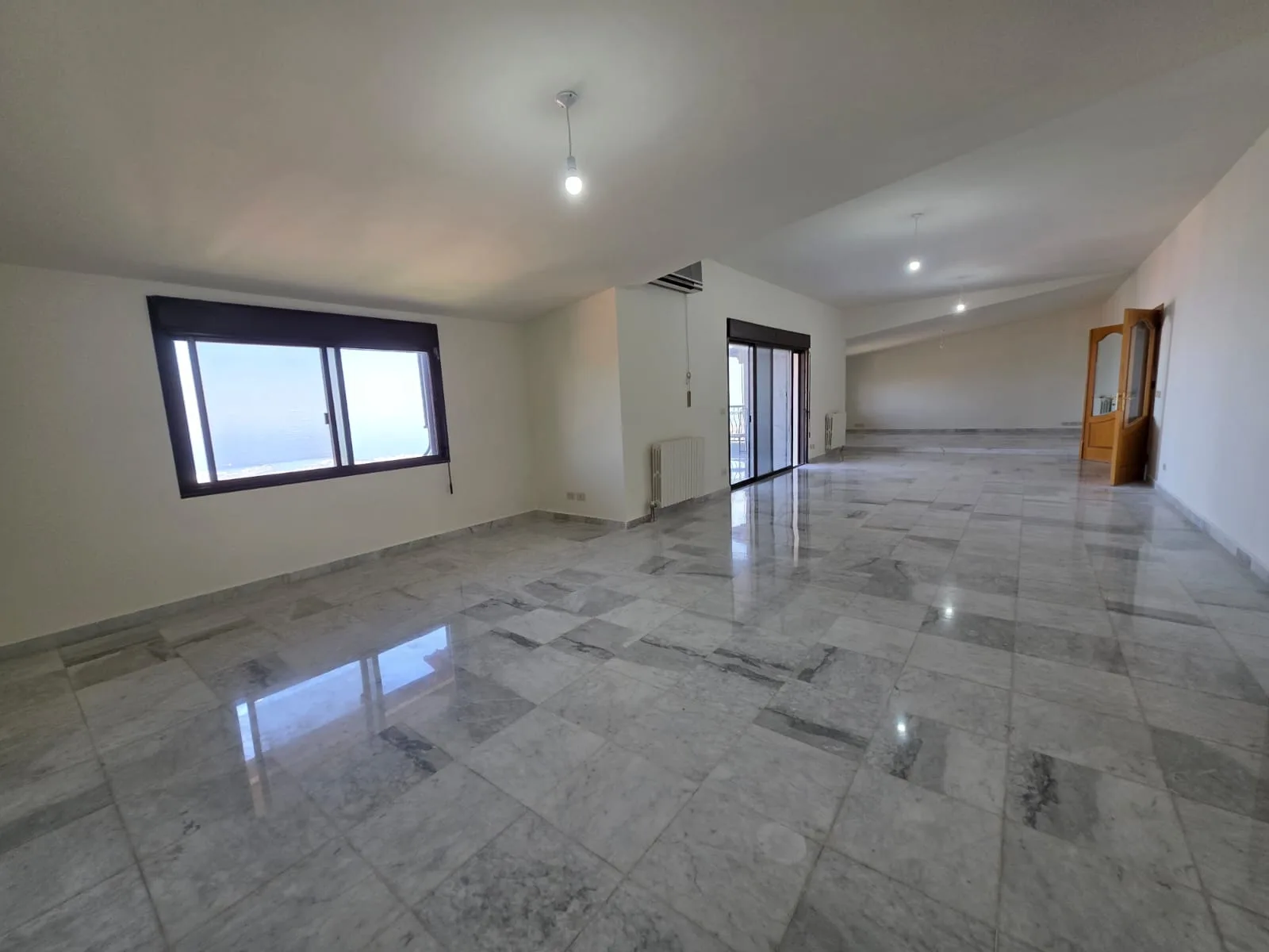 Apartment for Rent in Kornet El Hamra — الصورة 2