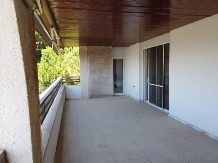 Apartment for Sale in Broumana — الصورة 2
