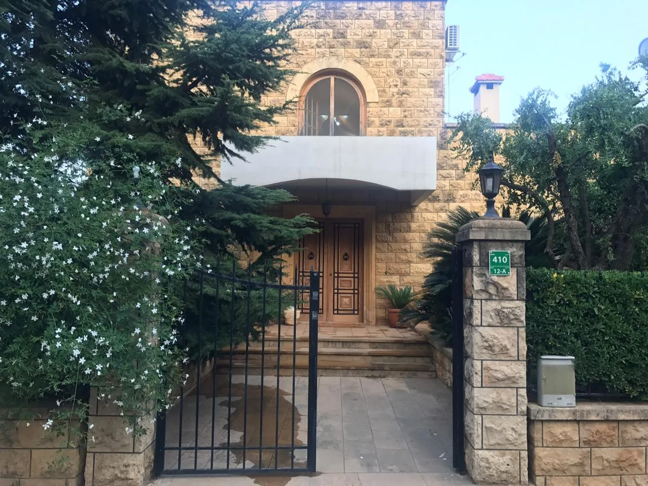 Villa for Sale in Baabdat, Lebanon — الصورة 8
