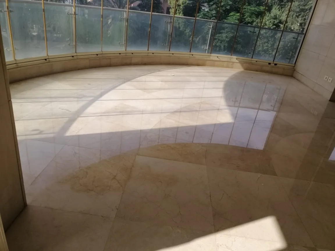 Apartment for Sale in Achrafieh, Beirut, Lebanon — الصورة 2