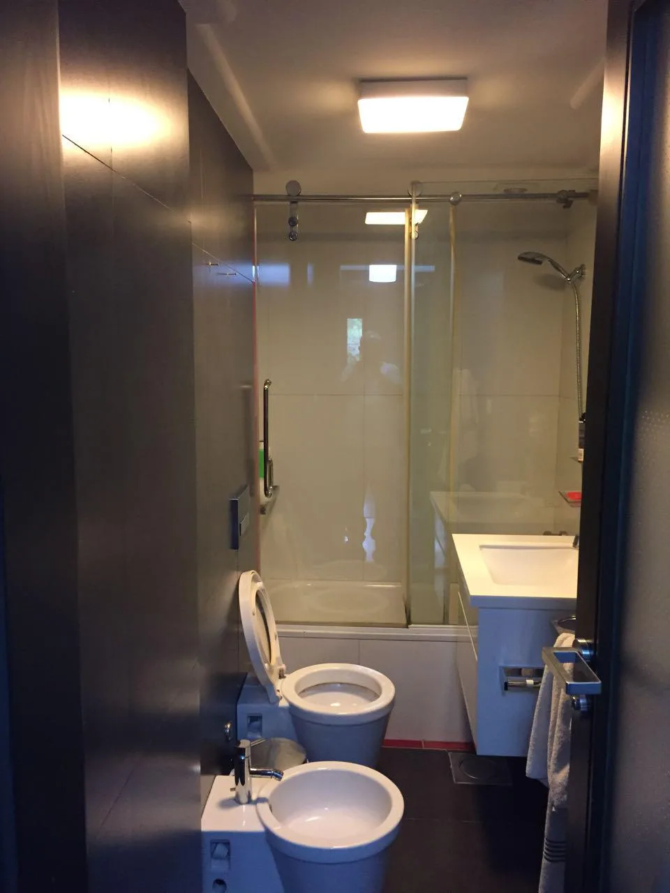 Apartment for Rent in Syoufi, Beirut, Lebanon — الصورة 8