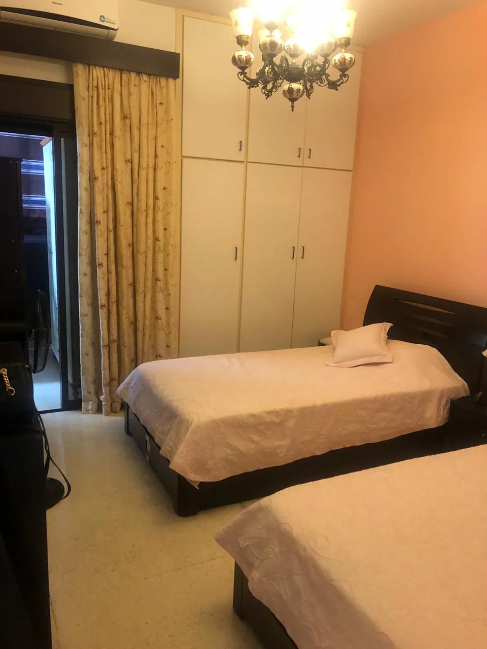 Apartment for Sale in Ghadir, Lebanon — الصورة 9
