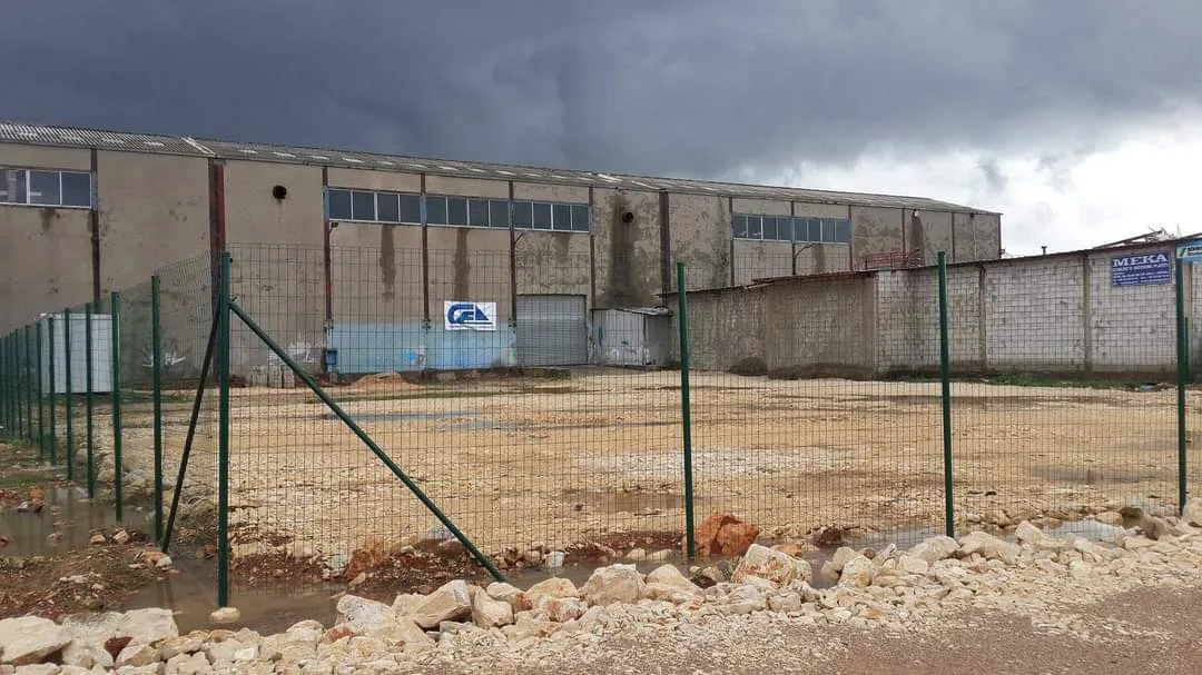 Warehouse for rent in Gharzouz — photo 1
