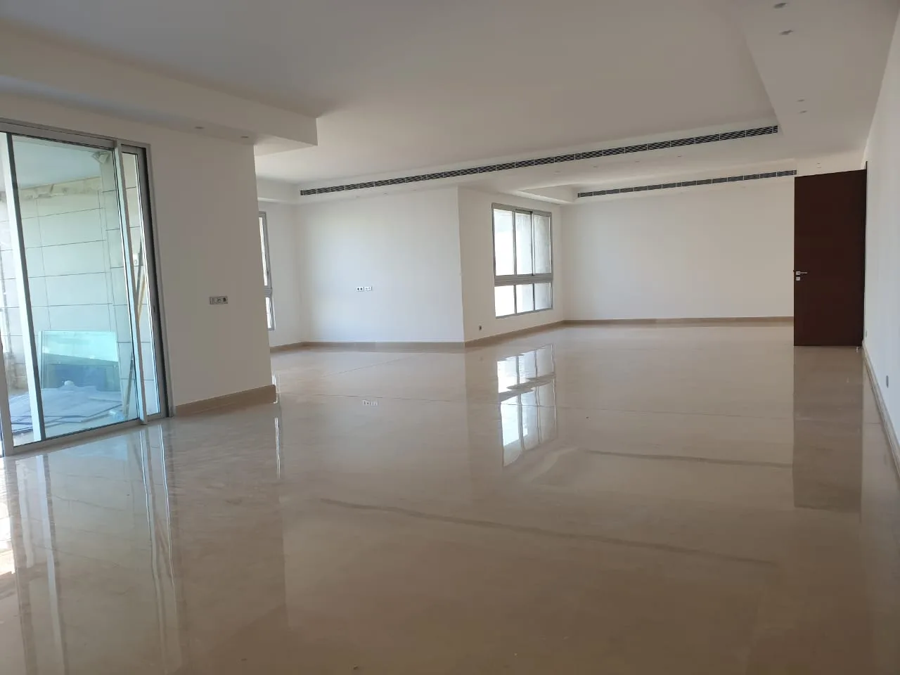 Apartment for Sale in Caree d'or, Achrafieh, Beirut, Lebanon