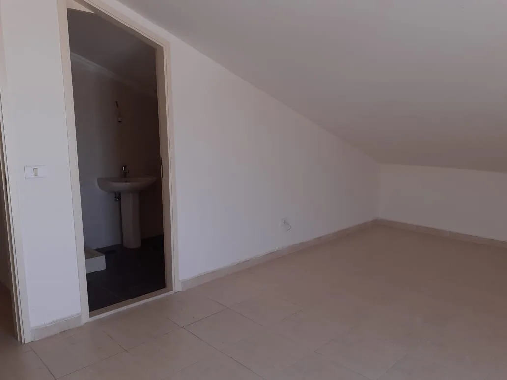 Duplex for Sale in Bouar, Lebanon — الصورة 9