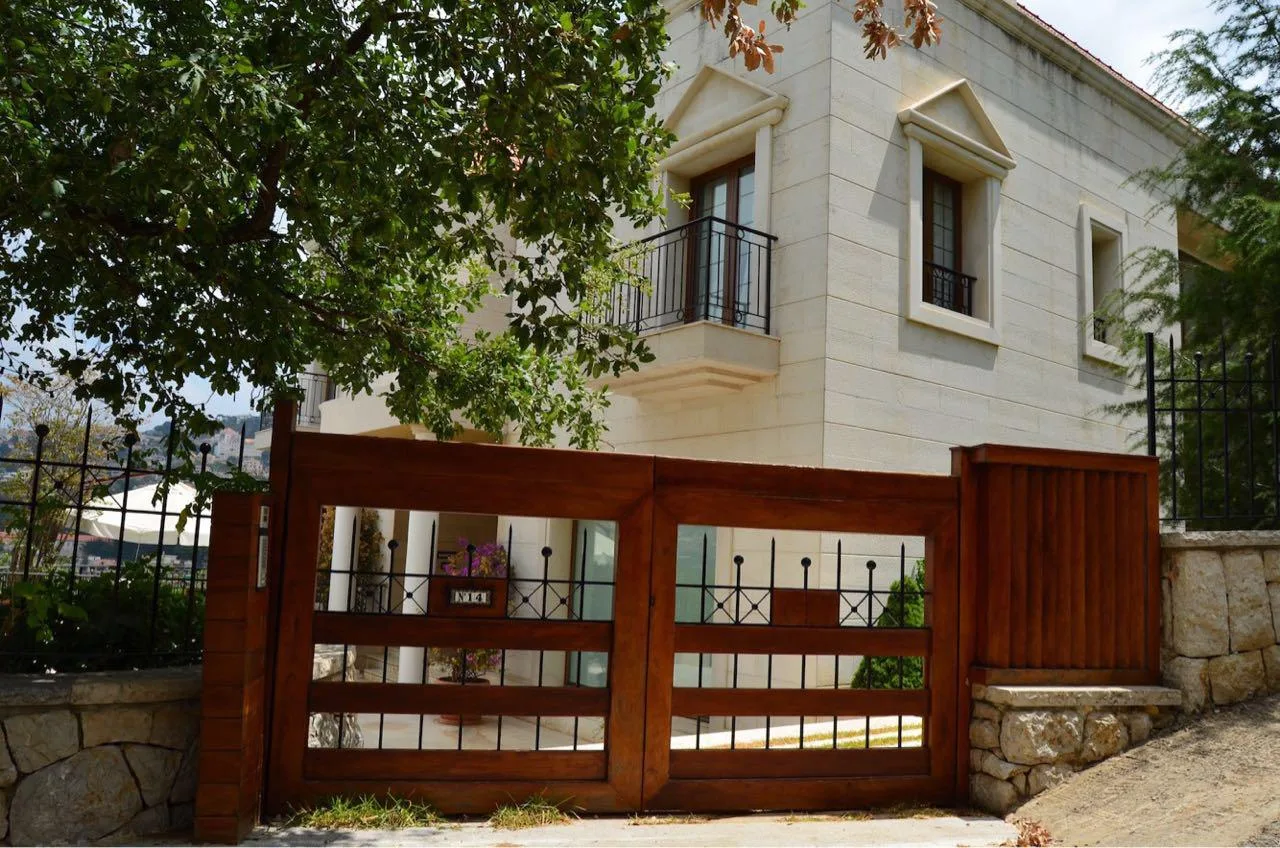 Villa for Sale in Beit Chabeb, Lebanon — الصورة 10