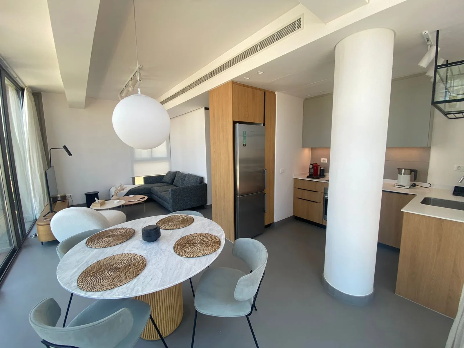 Triplex for Sale in Gemmayzeh, Beirut, Lebanon — الصورة 2