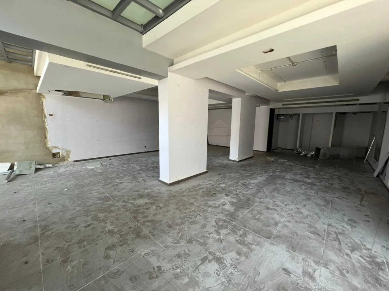 Shop for sale in Byblos