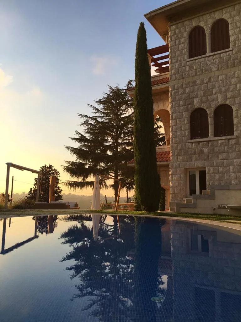 Villa for Rent in Ghazir — الصورة 2