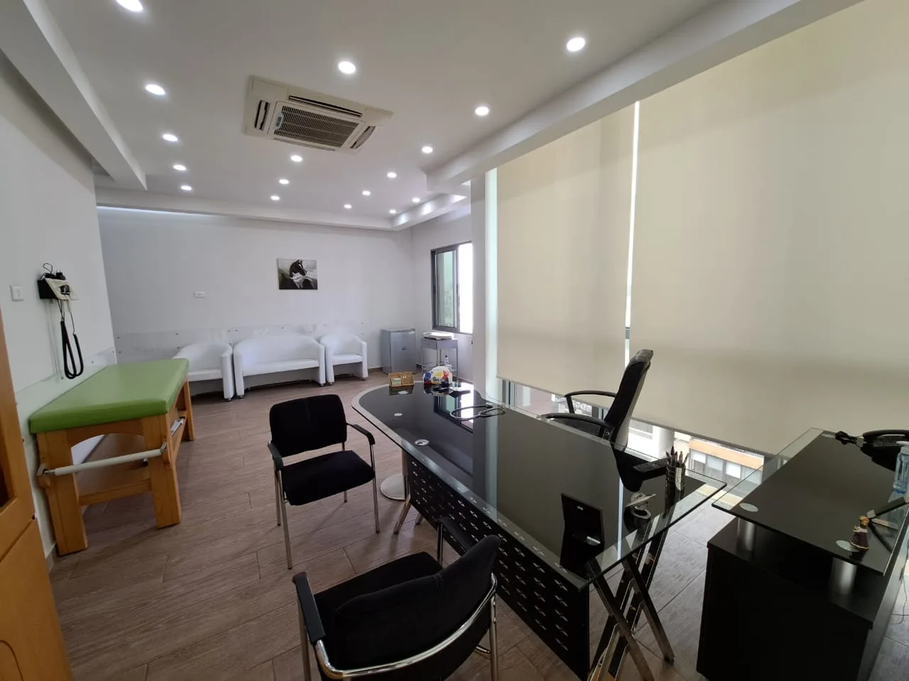 Clinic for rent in Jdeideh — الصورة 3