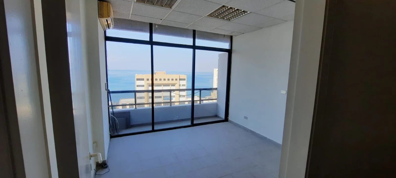 Office for rent in Jal El Dib